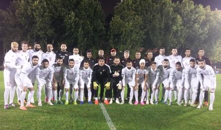 منتخبنا يجري الحصة التدريبية الأولى وتركيز على الجانب التكتيكي